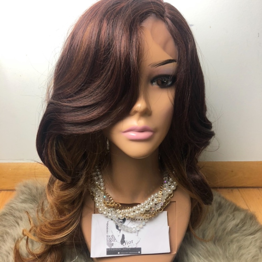 💕Ombré curly LaceFront wig *NWT*💕
Arrives New - Picture 4 of 8
